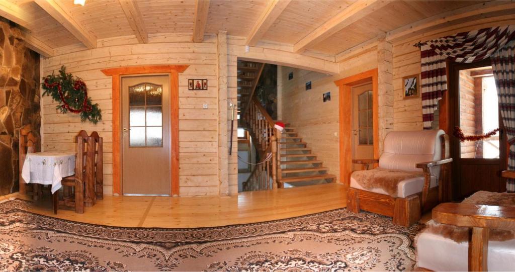 Hotel On Dovbush Path Yaremche Habitación foto